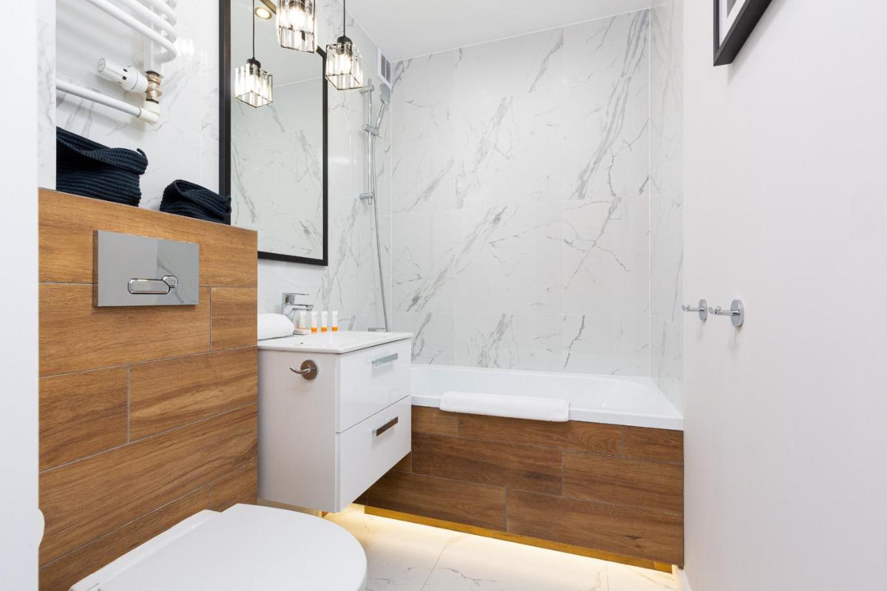 Beautiful Two-Bedroom Apartment Warsaw Bielany By Noclegi Renters Dış mekan fotoğraf
